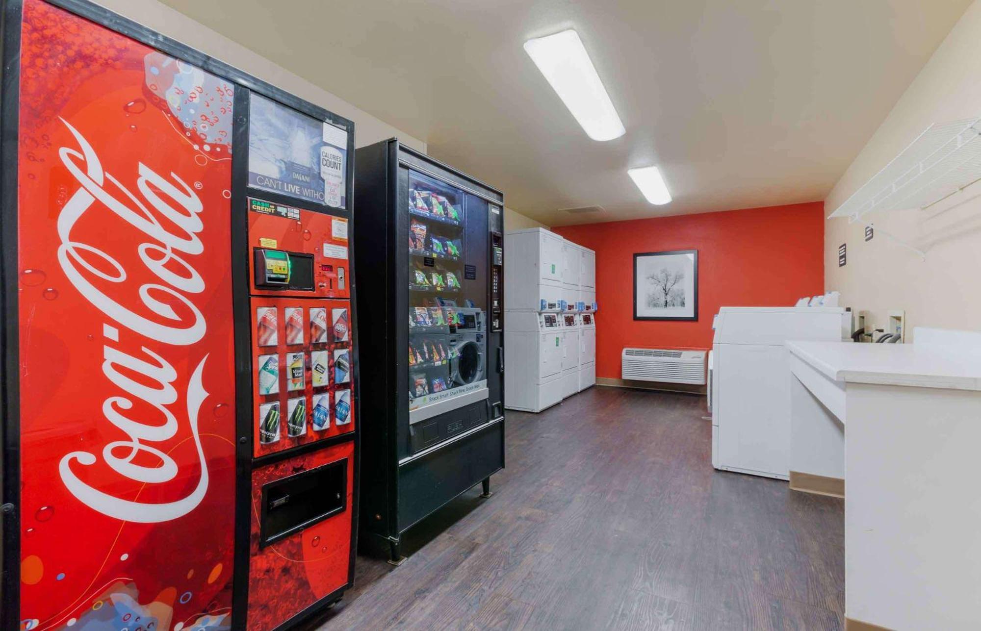Extended Stay America Suites - Phoenix - Airport Экстерьер фото