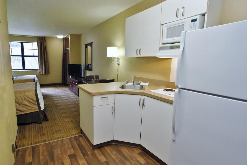 Extended Stay America Suites - Phoenix - Airport Экстерьер фото